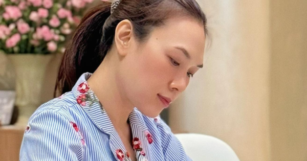 Mỹ Tâm làm chuyện chẳng giống ai