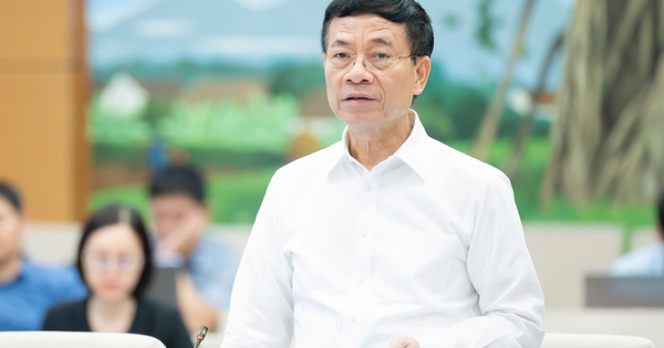 Bộ trưởng Nguyễn Mạnh Hùng: Doanh nghiệp chỉ lắp ráp, giá trị Việt Nam tạo ra chỉ 10%, không có trung tâm R&D, không làm chủ công nghệ lõi thì có nên được ưu đãi hay không?