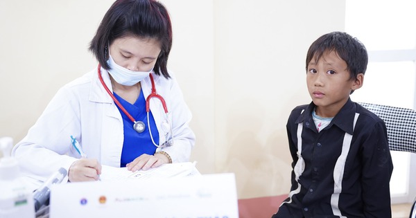 BVĐK Thu Cúc, AloBacsi – Daisy Media tiếp sức người dân Lào Cai sau bão lũ