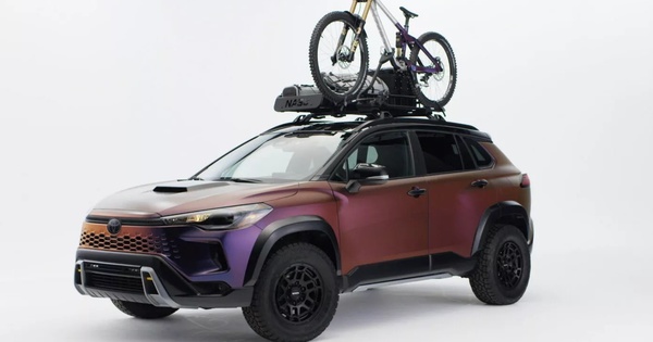 Toyota Corolla Cross bất ngờ thêm bản offroad: Gầm cao, lốp khủng, cốp thiết kế cực lạ, nhưng có chi tiết làm cho đẹp chứ không mấy tác dụng