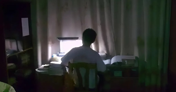 Nửa đêm phát hiện cảnh tượng bất thường trong phòng con trai, mẹ lập tức cho đi viện: Suýt thì mất cả một cuộc đời!