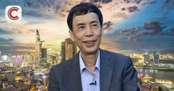 TS. Võ Trí Thành: "Giá bạc còn tăng mạnh hơn giá vàng, bạc mà không bạc lại rất hữu tình"