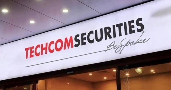 Cổ phiếu “bom tấn” TCBS lùi về sát giá IPO sau 4 phiên lên sàn