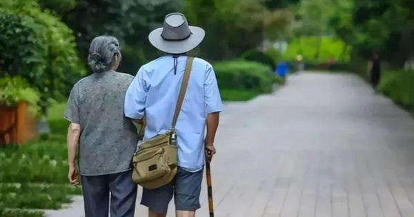 Lương hưu 30 triệu đồng/tháng, nhưng thông gia hỏi tôi chỉ đáp: “4 triệu, đủ ăn thôi”, nhờ thế mà yên ổn về sau