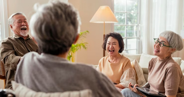 Sau 50 tuổi, khôn ngoan thì đừng làm 4 điều này với họ hàng