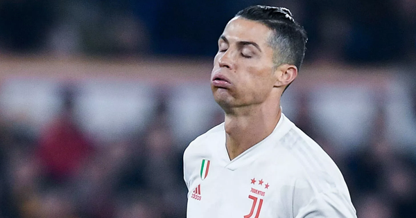 Cristiano Ronaldo và loạt cầu thủ bị lừa đảo du lịch