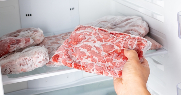 "Sát thủ vô hình" lớn nhất trong bếp không phải là dầu mỡ và muối! 3 thứ này còn độc hại hơn cả dầu ăn bẩn, đừng để người già và trẻ em chạm vào!