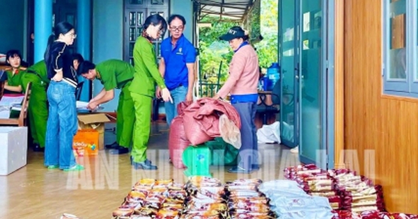 Tạm giữ giám đốc công ty nghi làm cà phê giả, thu giữ 5 tấn nguyên liệu