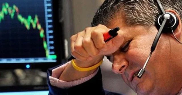 Tự doanh CTCK quay đầu bán ròng gần 700 tỷ trong phiên đầu tuần, "xả" mạnh một mã Bluechips