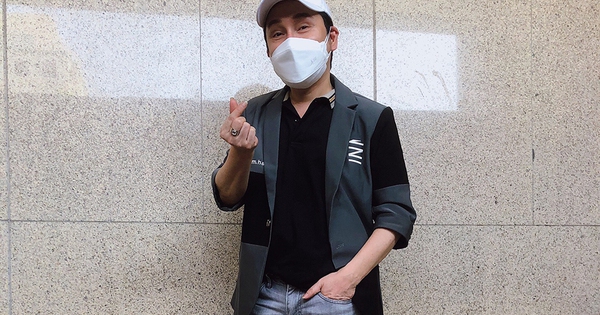 Nam nghệ sĩ vừa lên chức bố ở tuổi 53: Vợ siêu giàu, ở biệt thự 200 tỷ đồng, có 3 con riêng