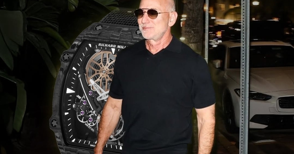 Cỗ máy "đắt nhất từng thấy" trên tay vị tỷ phú công nghệ