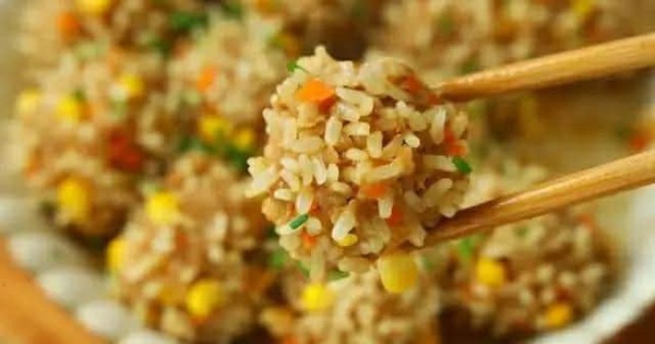 Trộn 4 nguyên liệu đơn giản rồi vo tròn và hấp: Ngon bất ngờ, thơm lừng dùng ăn sáng, trưa hay tối đều hợp