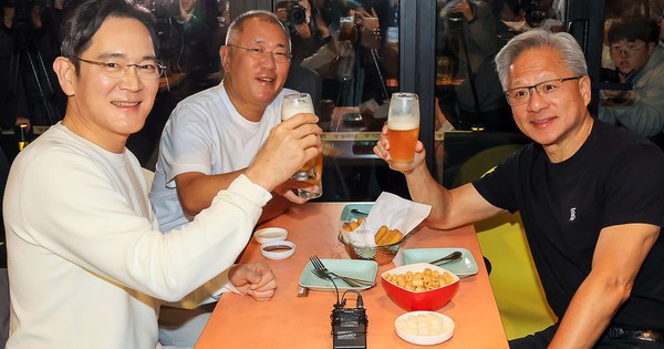 Bữa tối gà bia "chấn động" Seoul của CEO Nvidia cùng lãnh đạo Samsung và Hyundai