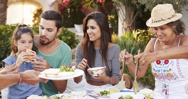 Công ty Việt Nam đầu tiên đưa nông sản đông lạnh vào châu Âu, Mỹ, Nhật: Lãi 9 tháng lớn chưa từng có, cổ phiếu ở vùng đỉnh lịch sử