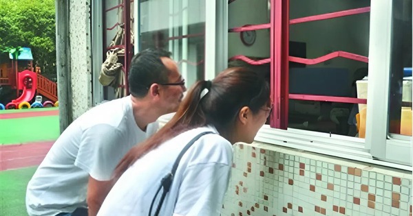 Ngày nào cũng phụ huynh cũng làm 1 điều, cô giáo mầm non bật khóc nức nở: "Tôi chưa thấy nghề nào mệt như này"!