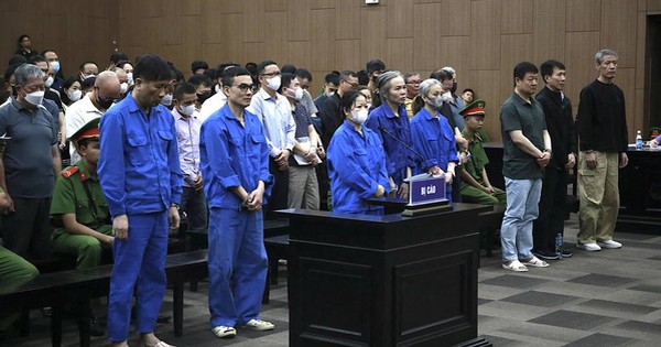 Danh sách các nữ bị cáo U60 - U70 trong đường dây đánh bạc hơn 2.500 tỷ ở khách sạn Pullman: Có người "nướng" 79 tỷ do "nhàn rỗi"