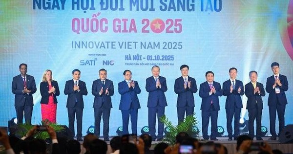 Khoảnh khắc Bầu Hiển sánh vai Samsung, Marvell bấm nút VIIE 2025: T&T Group khoe "siêu vũ khí" thay đổi cuộc chơi logistics