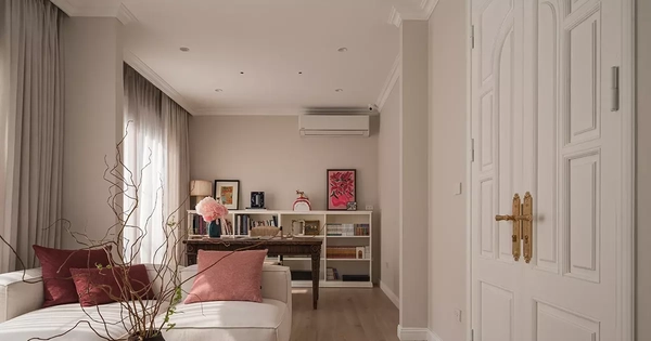 "Lột xác" thành ngôi nhà đầy ánh sáng, đậm chất cá nhân