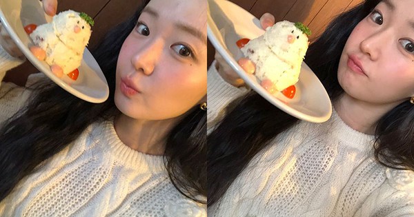 5 mẹo “nhỏ mà có võ” khi ăn uống giúp chị em dưỡng trắng da từ bên trong, thải độc cơ thể, giữ cân nặng ổn định