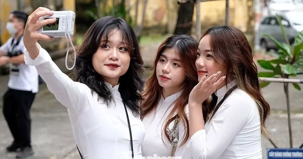 Học sinh trường chuyên học Ngữ văn và Toán nâng cao 70 tiết/năm