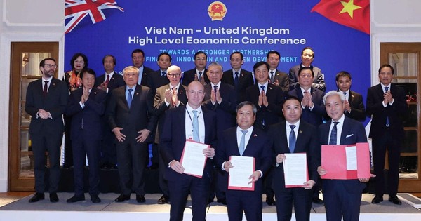 Tổng Bí thư Tô Lâm chứng kiến cú bắt tay của Quảng Ninh, Sun Group, VinaCapital, HAECO 