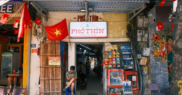 Quán phở duy nhất bên hồ Gươm sắp phải di dời sau gần 70 năm