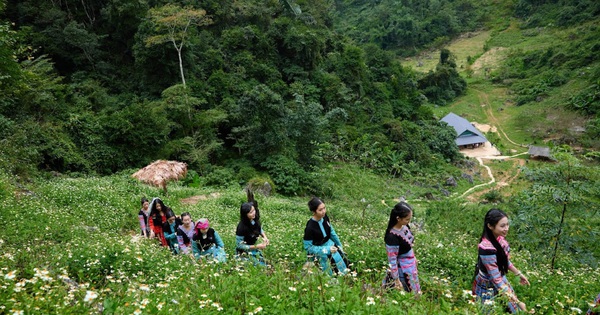 “Ngôi làng nguyên thủy” không sóng điện thoại, không wifi, không nhà bê tông ở Sơn La bất ngờ xuất hiện trong chương trình truyền hình thực tế lần đầu có mặt ở Việt Nam