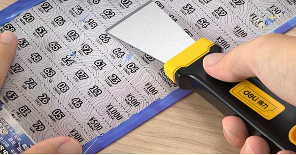 Trúng độc đắc 4 tỷ đồng, người đàn ông đi đổi thưởng thì ngỡ ngàng: "Vé số này chỉ để giải trí"