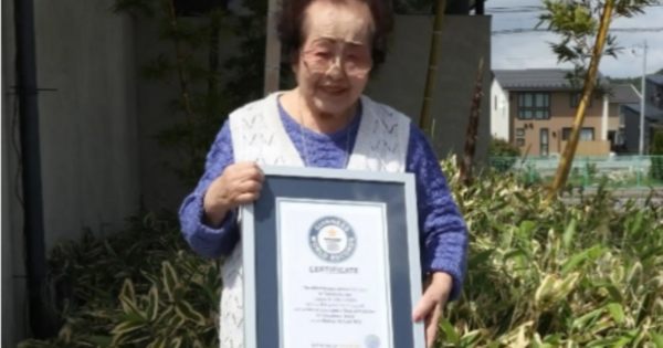 Bí quyết đơn giản giúp cụ bà 102 tuổi minh mẫn, đi 7km mỗi ngày tới chỗ làm