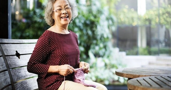 Bà lão 60 tuổi lương hưu 7 triệu đồng, tiết kiệm hơn 1 tỷ đồng vẫn sống chẳng vui: “Cả đời tằn tiện, tôi quá hối hận vì sống sai cách”