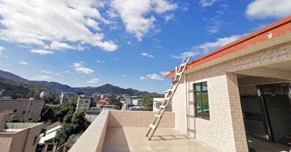 Đừng dại mua tầng cao nhất: Tôi đã trả giá bằng hóa đơn điện tăng gấp đôi và 2 lần sửa dột vẫn không xong