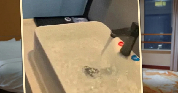 Bị từ chối hủy đặt phòng, khách cố tình xả nước làm ngập phòng khách sạn, sau đó phải đền gấp gần 300 lần số tiền ban đầu