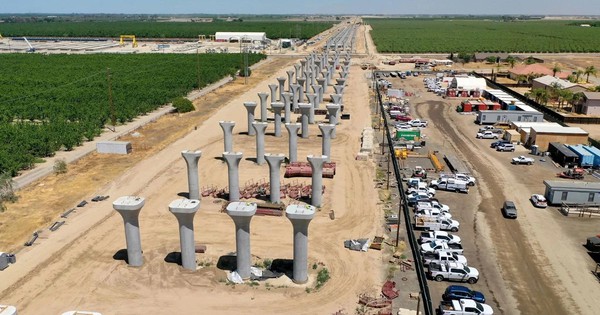 Tin chọn Trung Quốc với giá chỉ bằng nửa, đường sắt cao tốc hơn 16 tỷ USD bị chậm 10 năm, đã từ chối công nghệ nước nào?