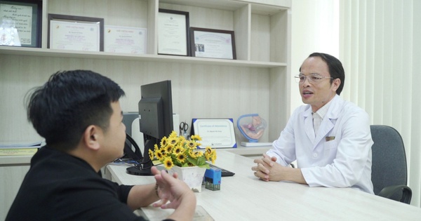 Người đàn ông bị “đóng băng cơ thể” dậy thì thành công ở tuổi 32 sau khi điều trị tại Vinmec