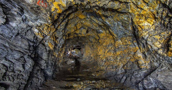 Khoan sâu vào lớp cát dày, phát hiện mỏ vàng lớn trữ lượng hơn 70 tấn, trị giá hơn 185.000 tỷ đồng sau 10 năm khảo sát