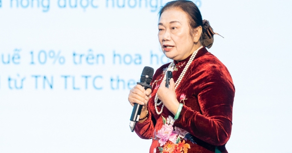 Chuyên gia Thuế: Có người livestream bán hàng 17 tiếng thu 70 tỷ đồng nhưng khai thuế chỉ 1–3 tỷ/năm, nên cần buộc công khai toàn bộ doanh thu