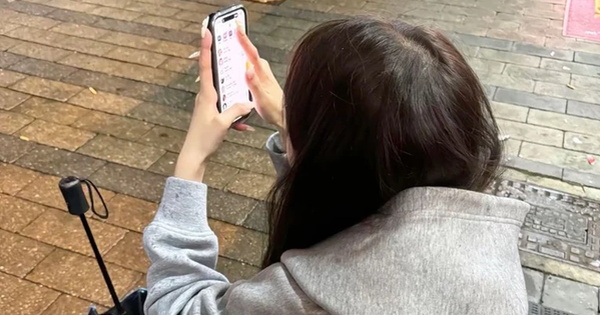 Thường dùng 3 kiểu hình nền khung chat này chính là biểu hiện của EQ thấp