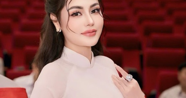 Hoa hậu 9X Di Khả Hân lên tiếng về những bình luận tiêu cực liên quan đến các cuộc thi nhan sắc?