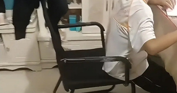 Mẹ than vãn con trai cả ngày toàn làm những thứ vớ vẩn, nhưng nhìn chi tiết này, cư dân mạng liền chỉ ra: Cậu bé là nhân tài!