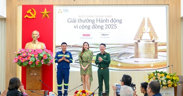 Nhận được món quà bất ngờ từ nhà báo Lê Quốc Minh và ca sĩ Hồ Ngọc Hà, hai người "vác tù và hàng tổng" nói gì?