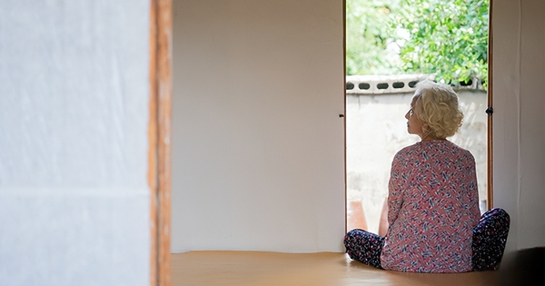 Cho con gái vay 5 tỷ đồng mua nhà, hàng tháng con đều trả đúng hạn: Vừa thấy 1 tờ giấy trong thùng rác, tôi muốn đòi tiền ngay