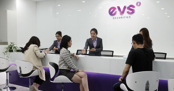 Một thành viên HĐQT Chứng khoán EVS xin từ nhiệm