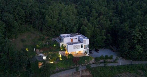 Chàng trai 30 tuổi bỏ phố về quê, xây biệt thự 760 m2 cho bố mẹ dưỡng già: Không cần kiếm đủ tiền mới chọn được cách sống