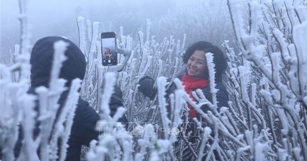Miền Bắc đã xuất hiện băng giá sớm: Không phải ở Fansipan, đây cũng là điểm du lịch nổi tiếng Việt Nam