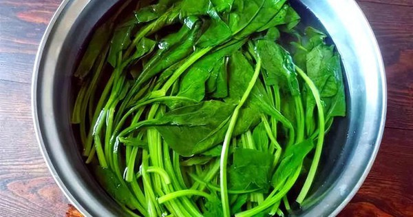 3 loại rau ăn nhiều “hại thận”, ngon bổ mấy cũng đừng tham ăn