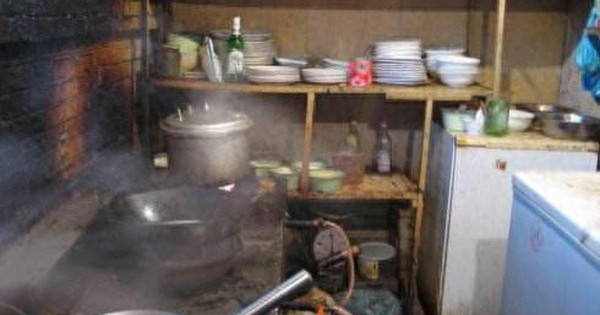 Vừa bắt đầu xào nấu đã nổ bếp? 6 hành vi nguy hiểm trong bếp mà bạn phải cảnh giác