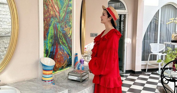 Nữ nghệ sĩ Việt sống trong biệt thự 1000m², lộng lẫy hơn cung điện