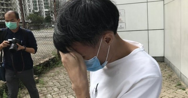 Buồn vì phải cố tiêu hết 100 tỷ đồng một mình