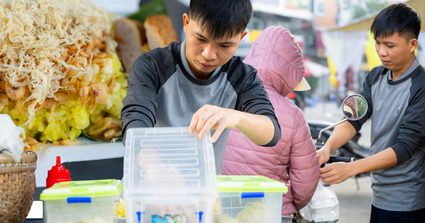 5h sáng dậy bán xôi, 8h30 có mặt ở văn phòng: Chàng trai 1992 xoay xở giữa nhịp sống đắt đỏ ở Hà Nội