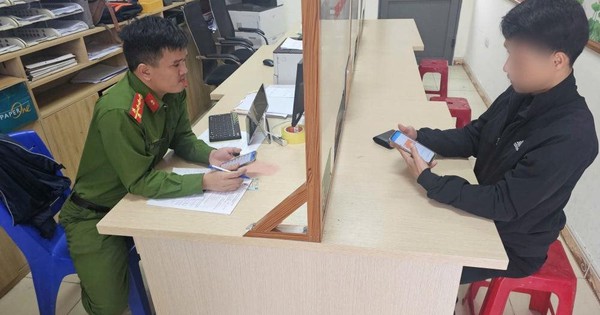 Ra ngân hàng làm thủ tục, người đàn ông Hà Tĩnh phát hiện có tài khoản lạ chuyển khoản cho 150 triệu đồng từ 4 tháng trước: Công an xã vào cuộc xác minh